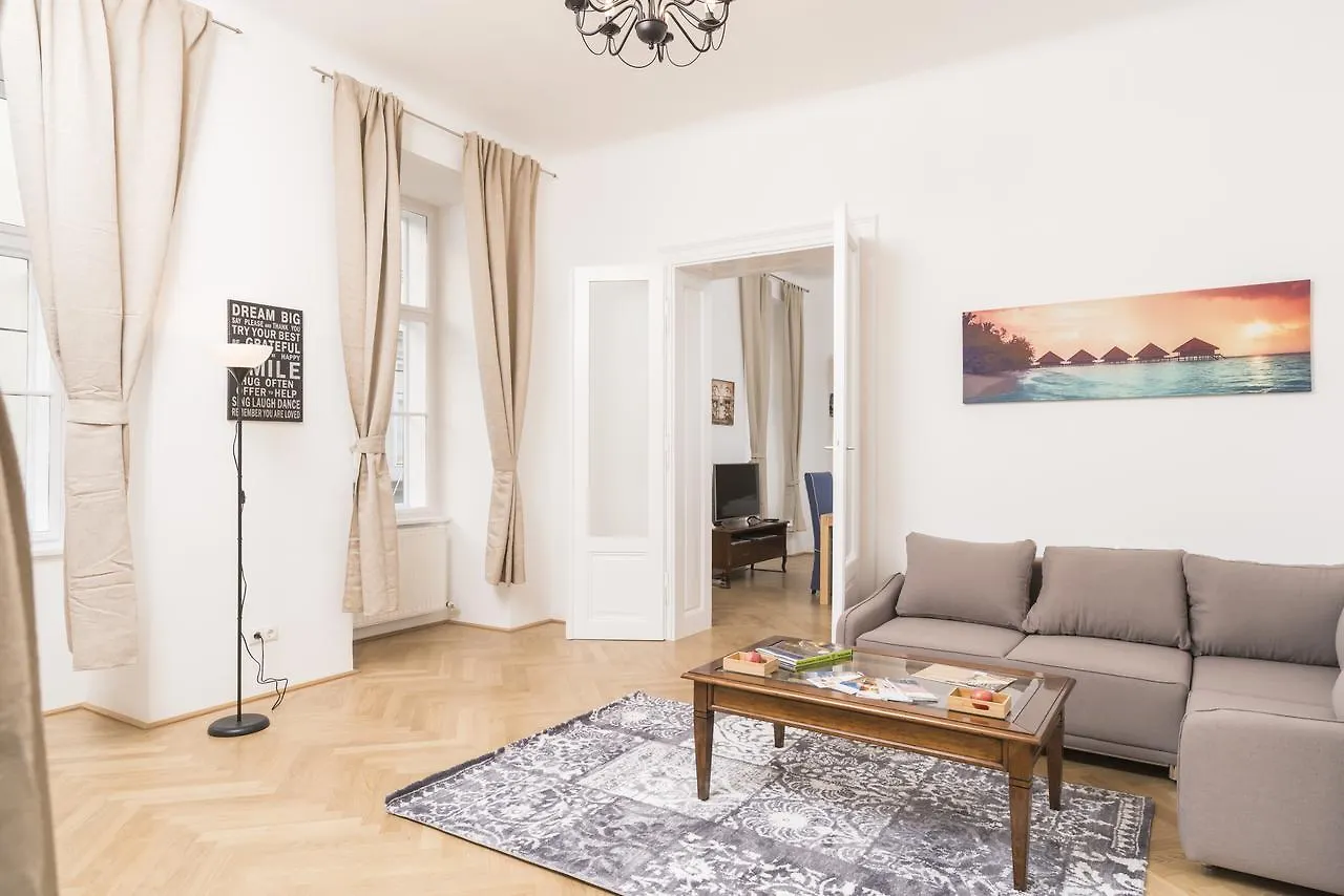 Belvedere Suite Vienna 0*,  Austria